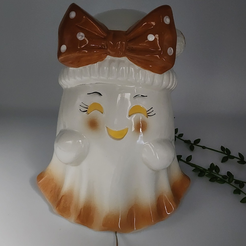 Goblin & Ghoul Ceramic Light Up Ghost Figurine White Brown Bow Halloween 10" NEW - Picture 3 of 9